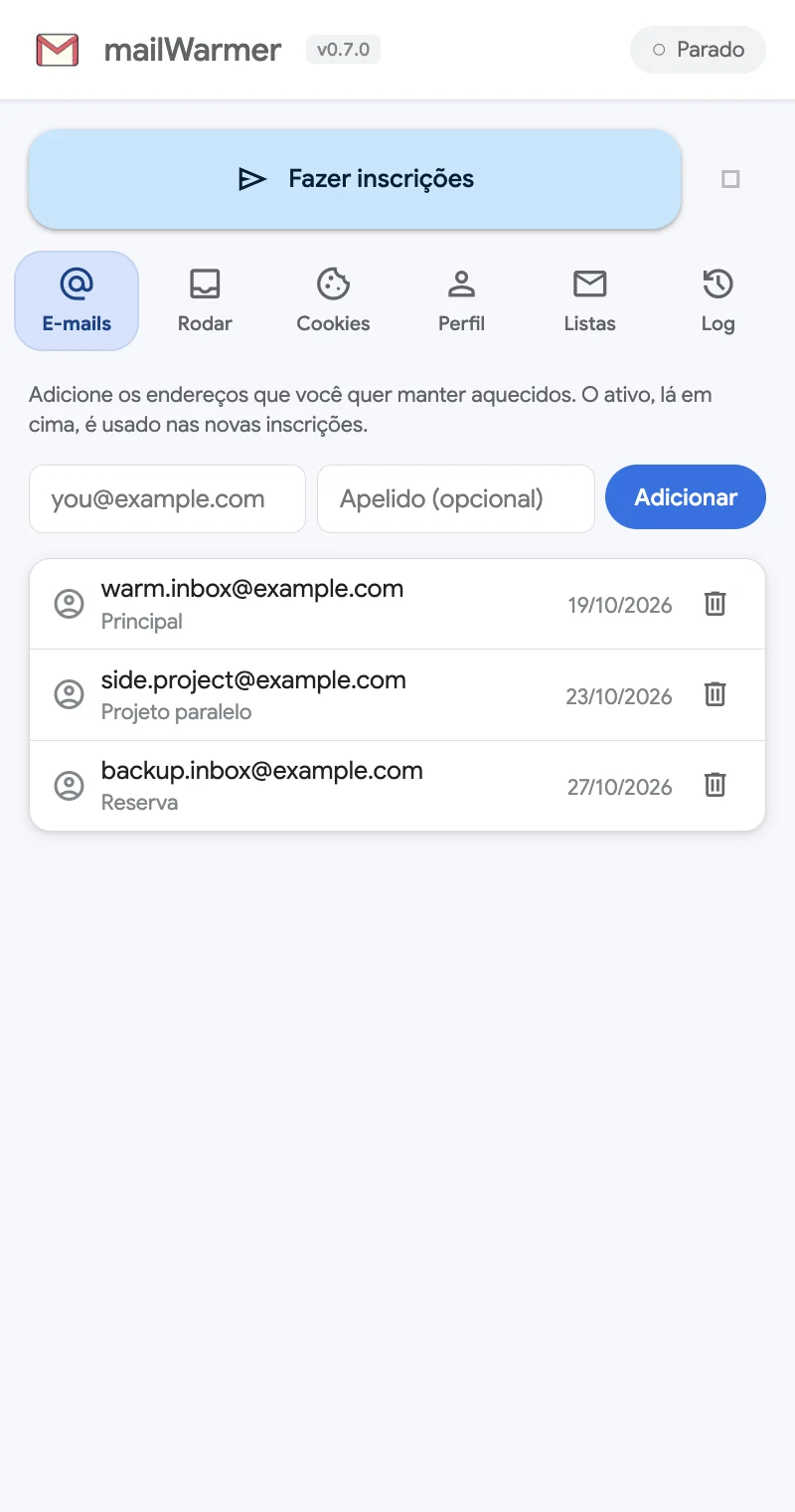 A aba E-mails com três endereços cadastrados